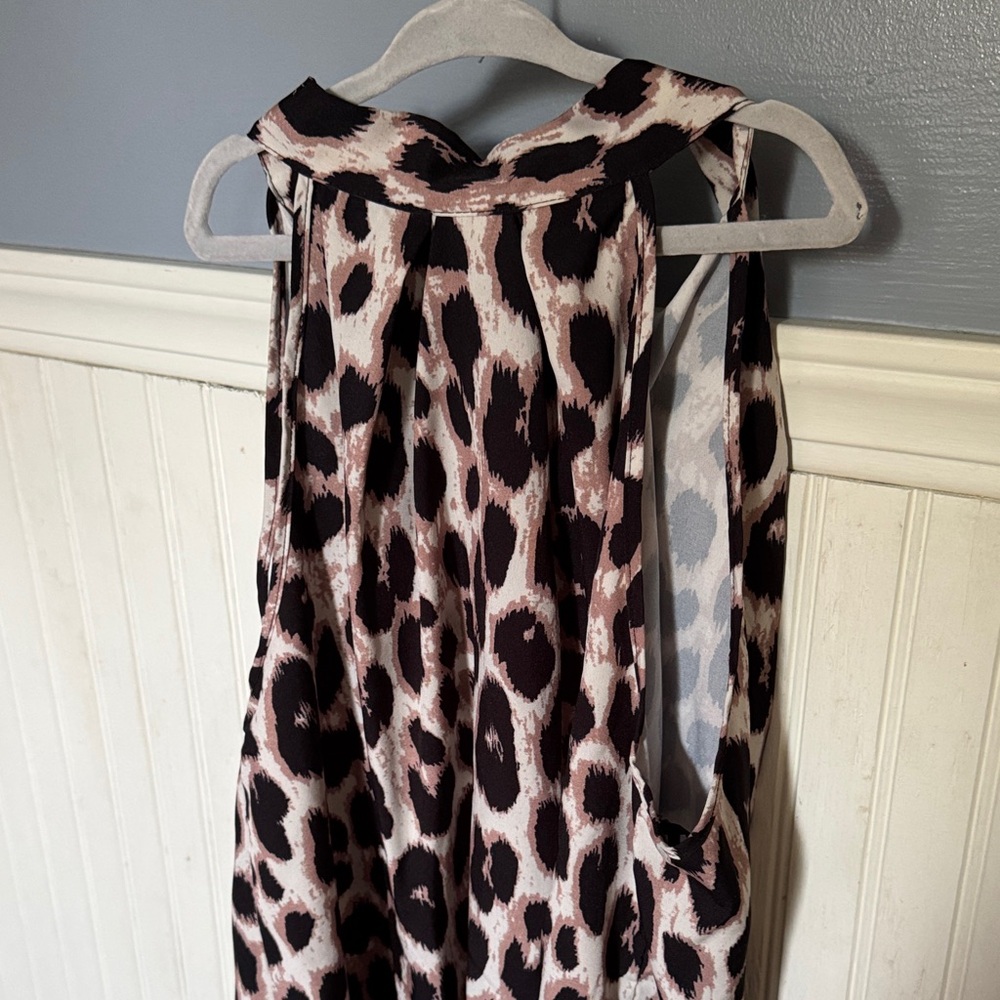 Leopard Print Sleeveless Top